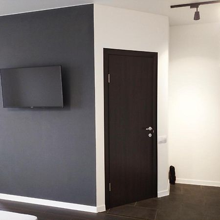 White Apartment Połtawa Zewnętrze zdjęcie