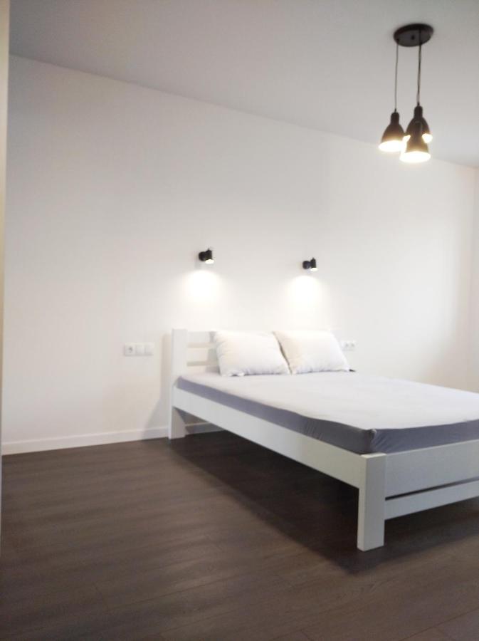 White Apartment Połtawa Zewnętrze zdjęcie