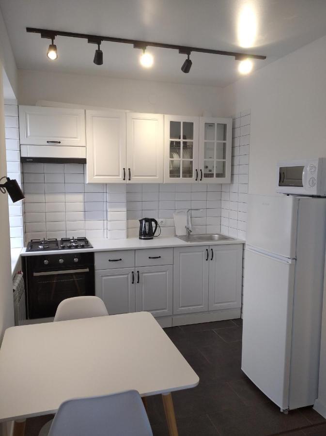 White Apartment Połtawa Zewnętrze zdjęcie