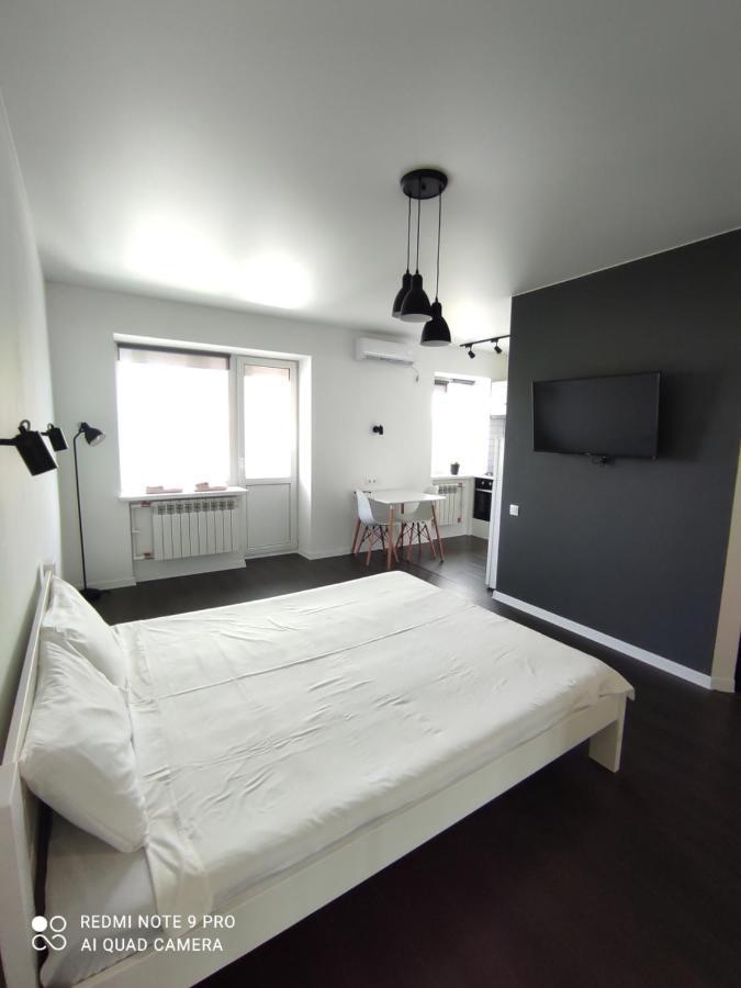 White Apartment Połtawa Zewnętrze zdjęcie